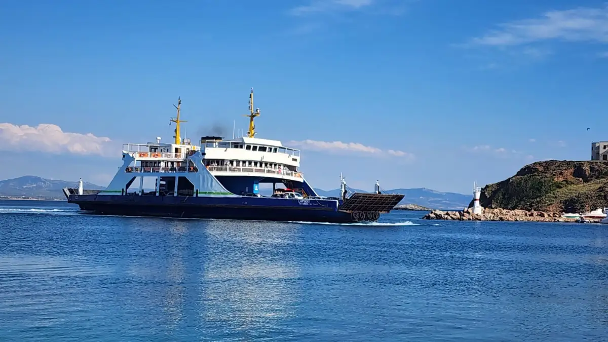Bozcaada feribotu