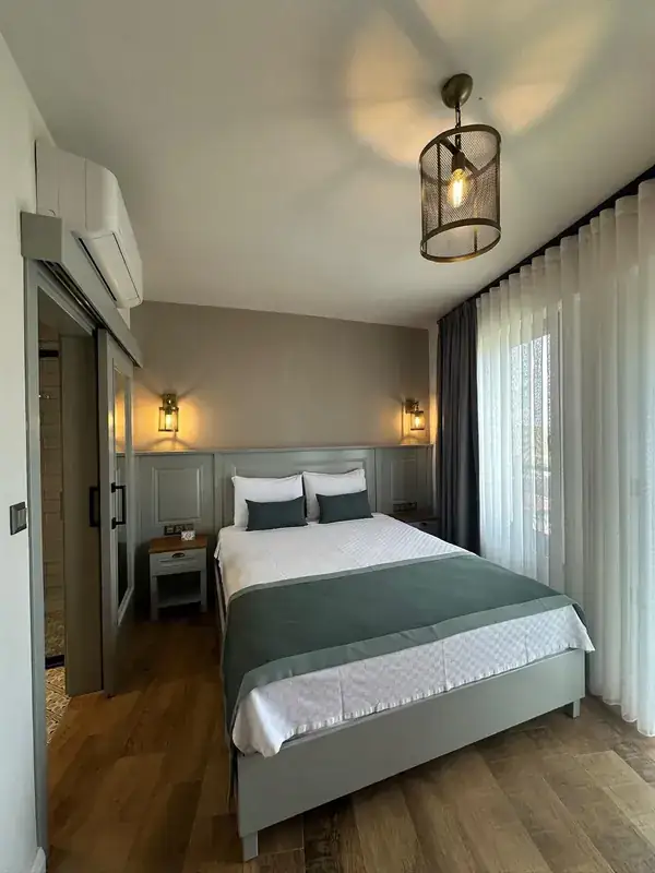 Dinlenmek İçin Tasarlandı, Oikos Bozcaada
